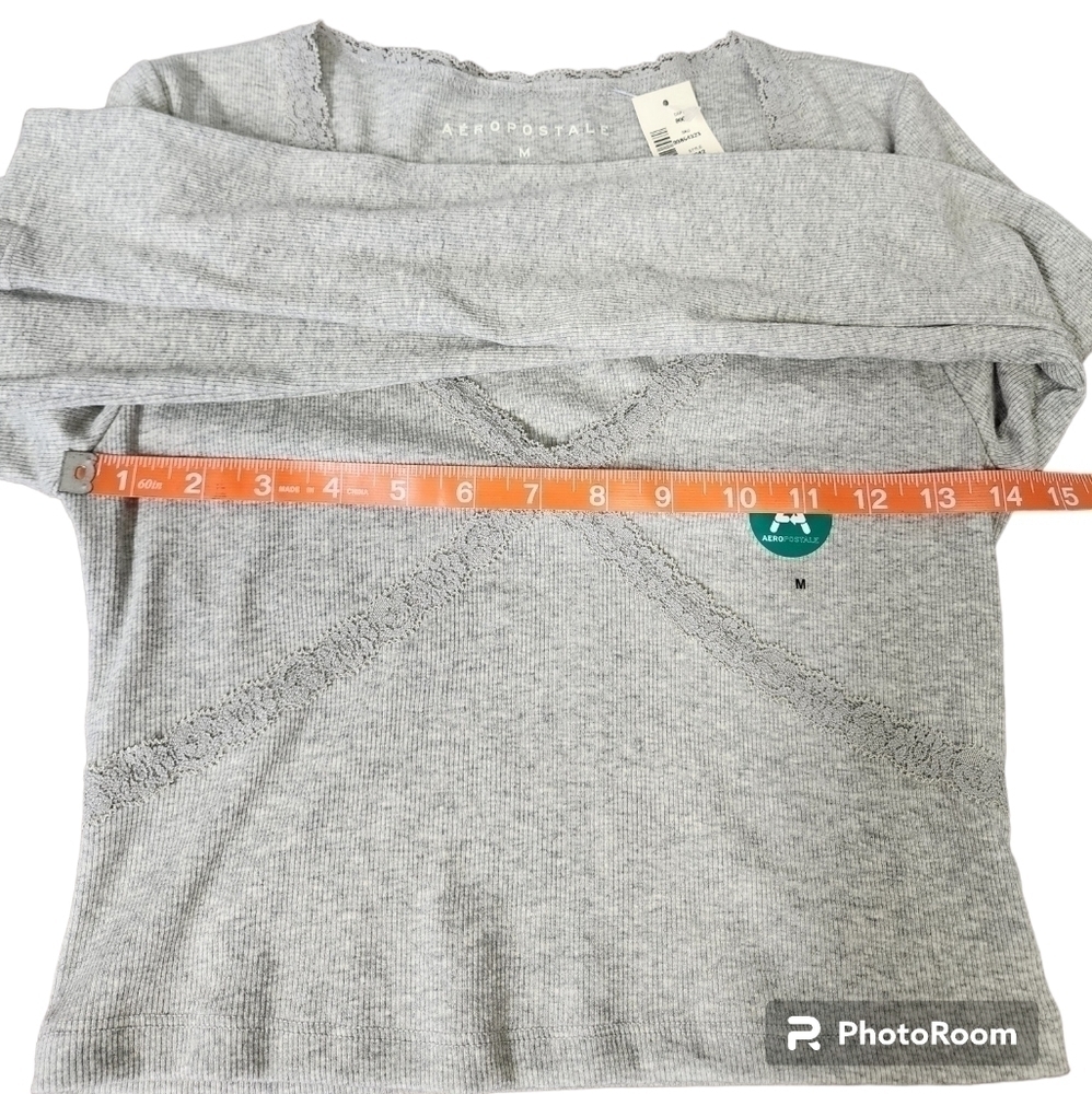 NWT Aero Crop Top​ - Picture 6 of 6